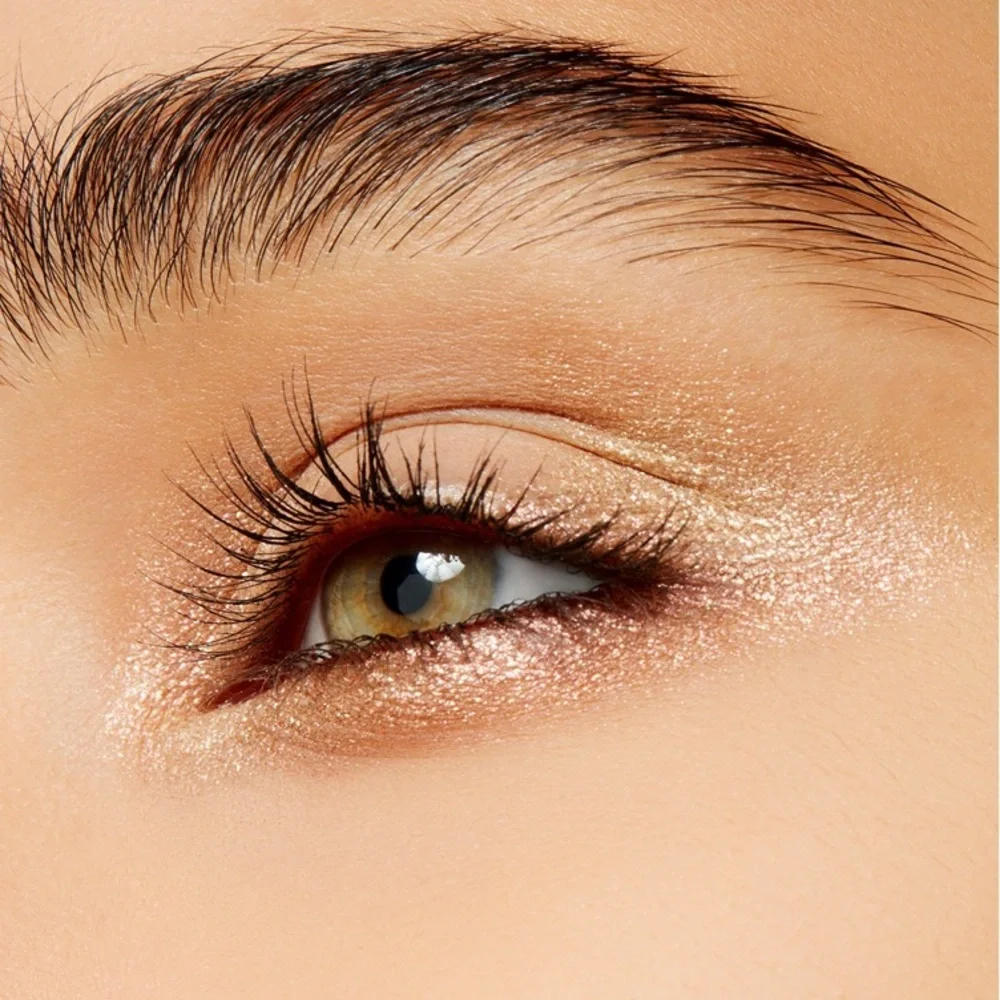 MAC Dazzleshadow Extreme Eyeshadow